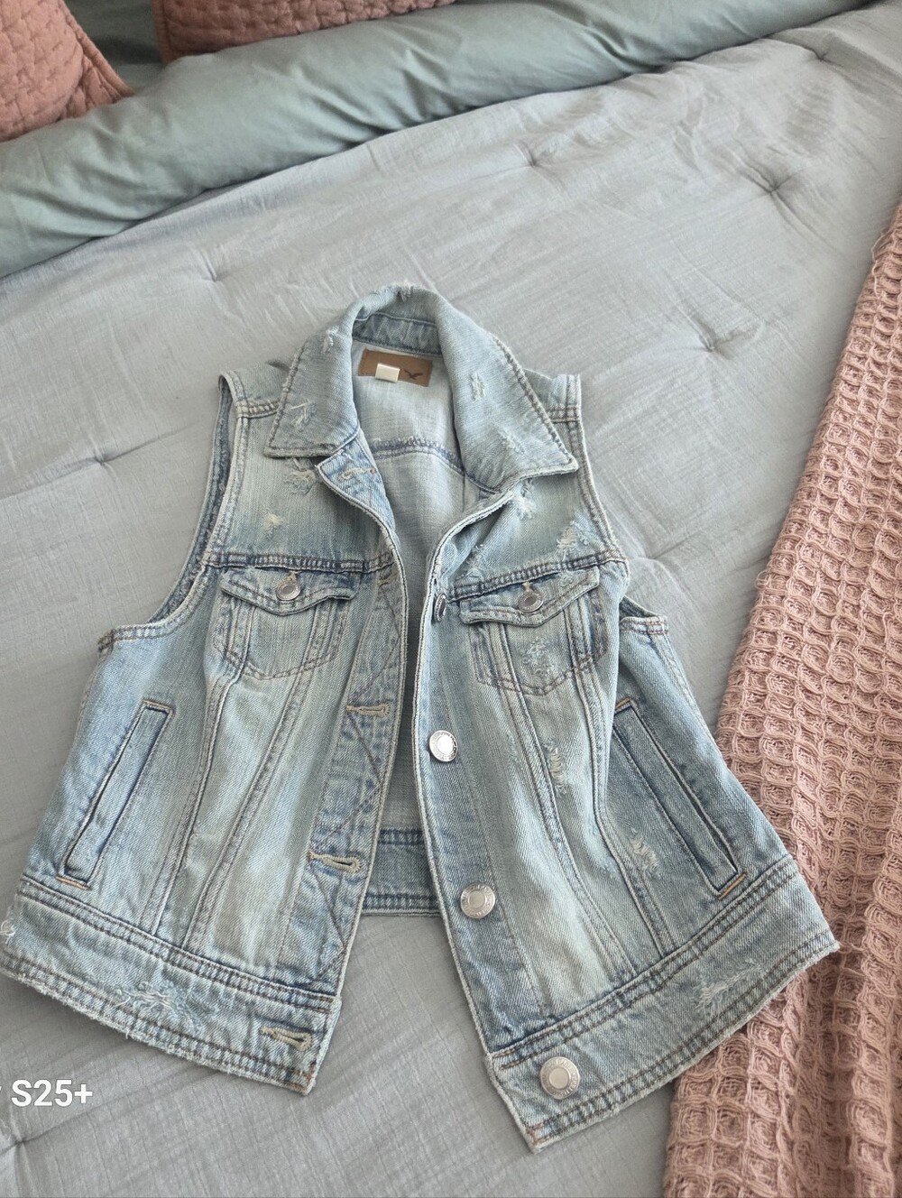 American Eagle Outfitters Light Wash Denim Vest